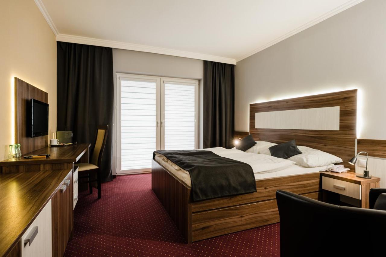 Hotel Menhard Exteriér fotografie