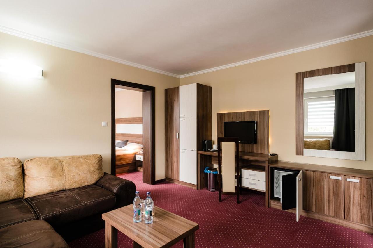 Hotel Menhard Exteriér fotografie