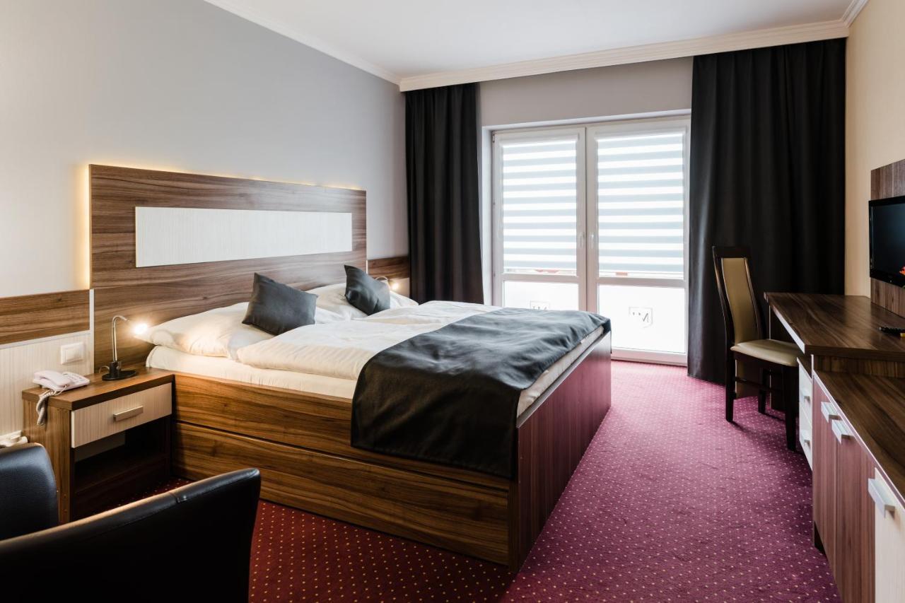Hotel Menhard Exteriér fotografie