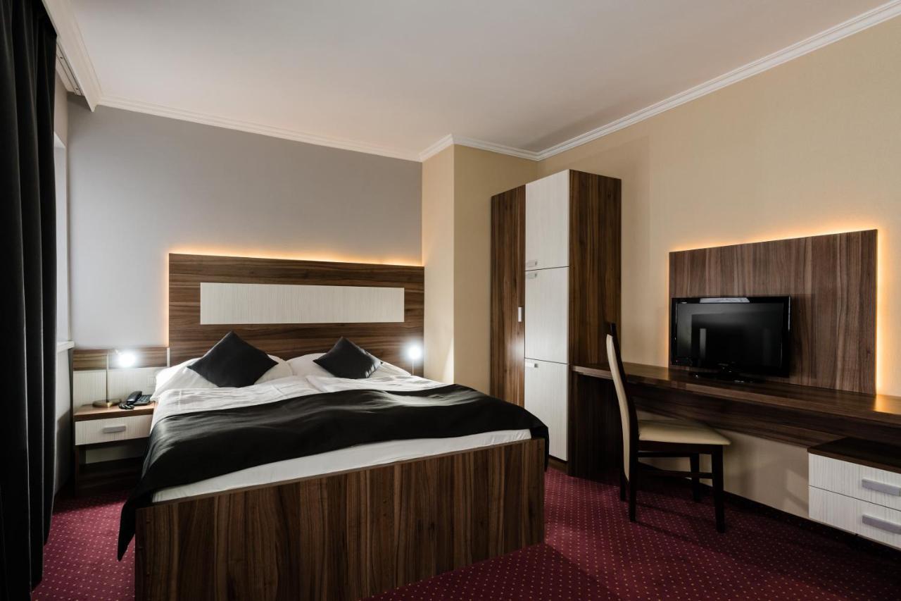 Hotel Menhard Exteriér fotografie