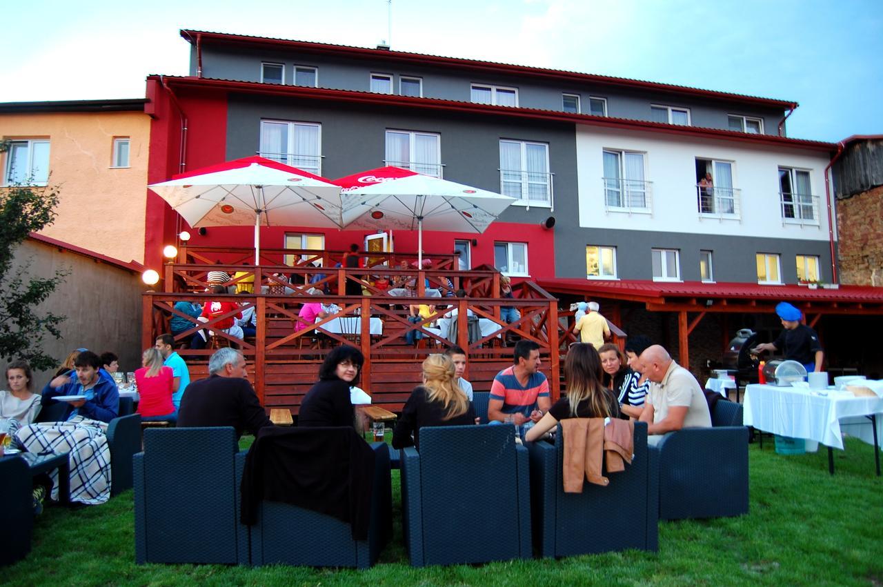 Hotel Menhard Exteriér fotografie