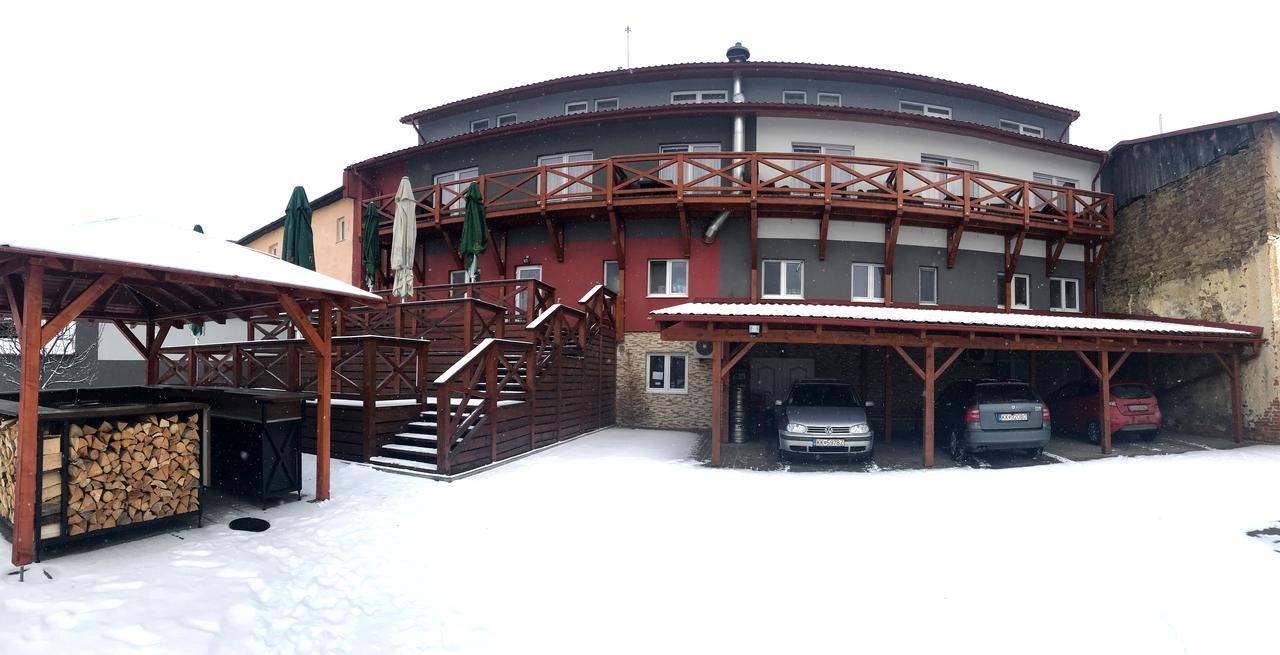 Hotel Menhard Exteriér fotografie